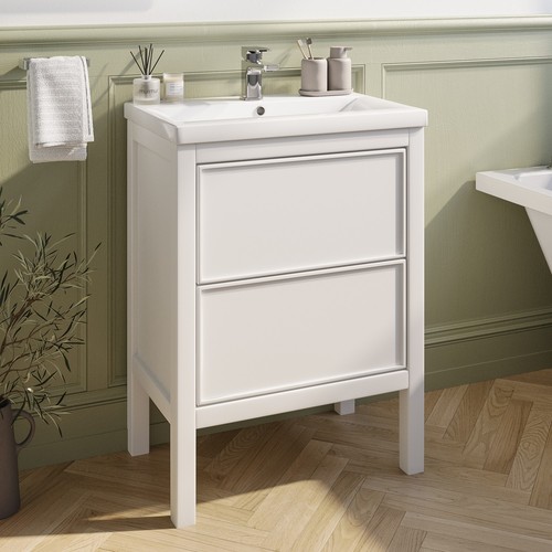 600mm white freestanding - 600mm,