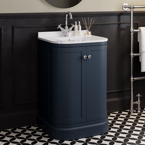 600mm blue curved freestanding - 600mm,